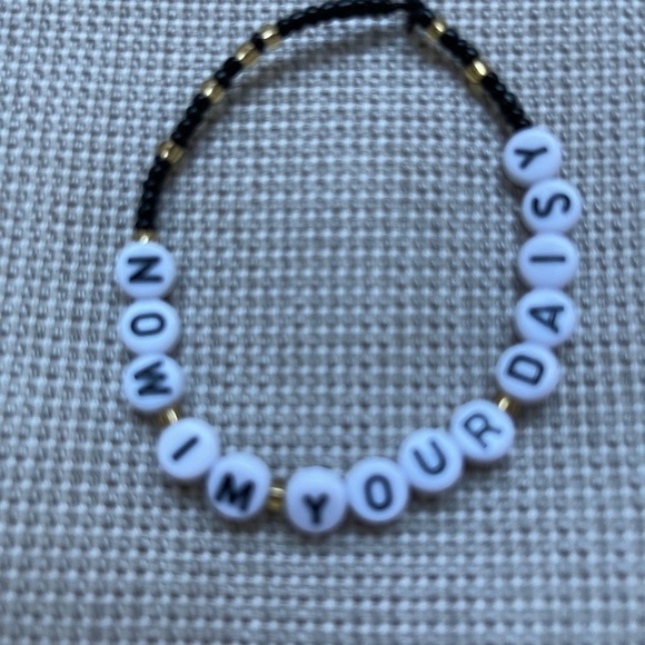 Bestselling Friendship Bracelets for Trading at Taylor Swift events. 25 Pack - Picture 16 of 16